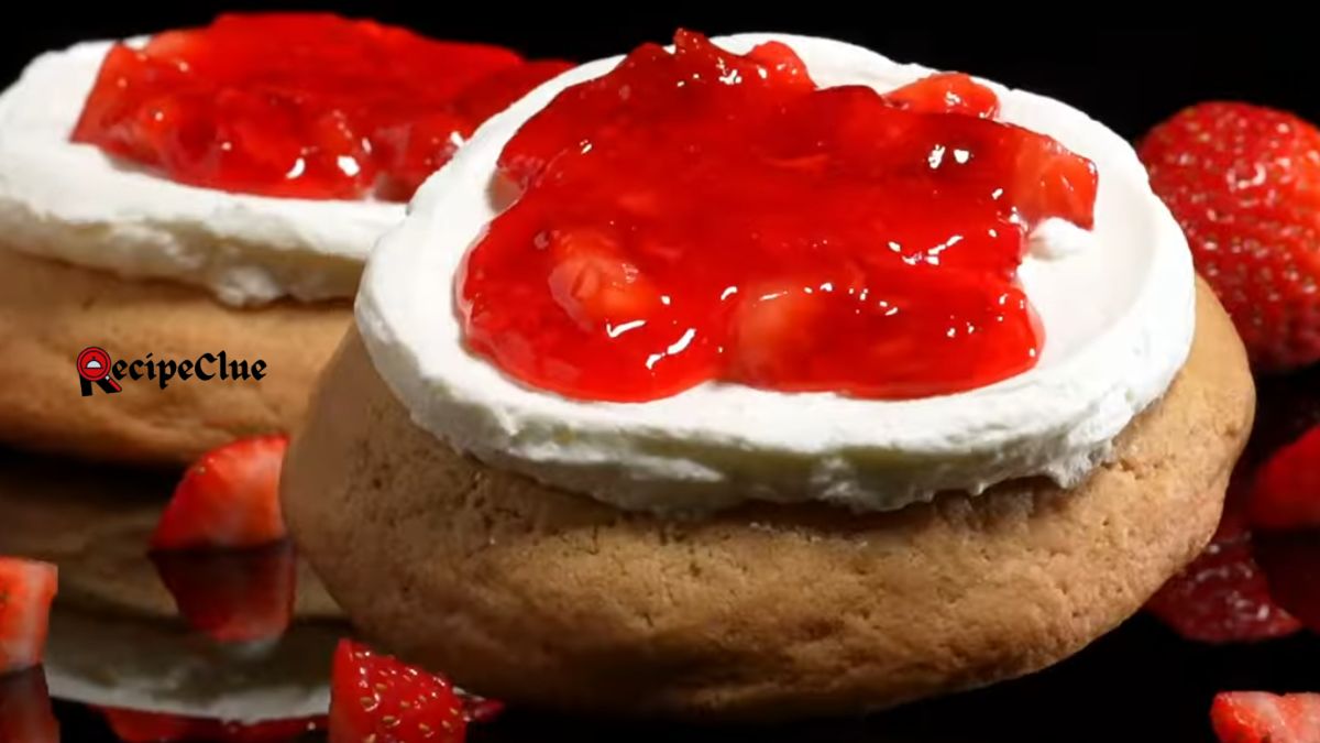 Strawberry Shortcake Crumbl Cookie Recipe